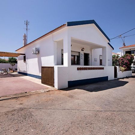 维拉诺瓦德卡塞拉Casa Maria Beatriz别墅 外观 照片